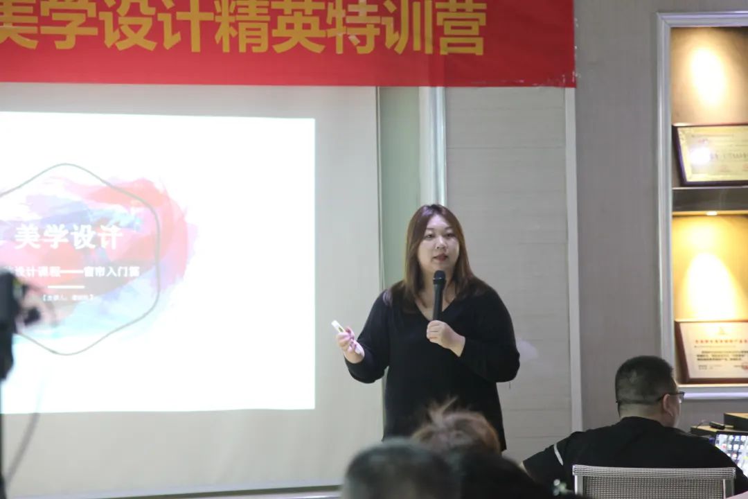 水蜜桃黄色网站譚婉玲